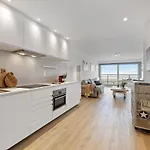 Huswell - With Frontal Sea View In Apartamento *