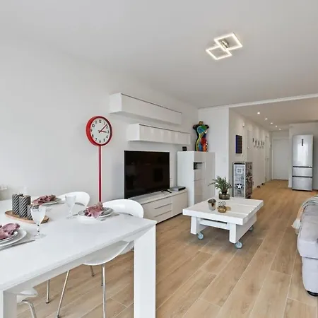 Huswell - With Frontal Sea View In Knokke-Heist