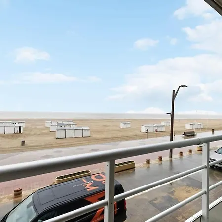 Huswell - With Frontal Sea View In Apartment
